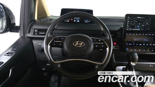 Hyundai Staria Modern, 2022 14