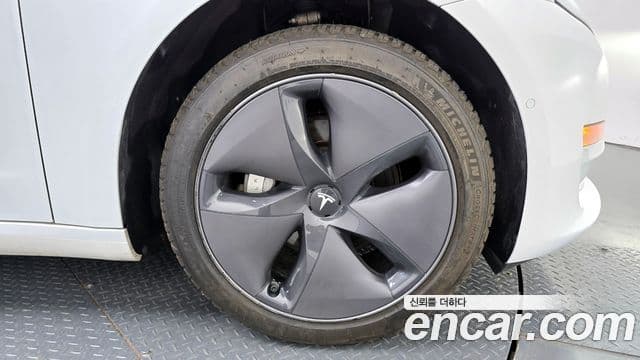 Tesla модель 3 Standard Range Plus RWD, 2020 все фото