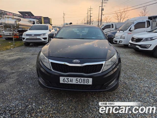 Kia K5 2.0 Deluxe, 2011 1