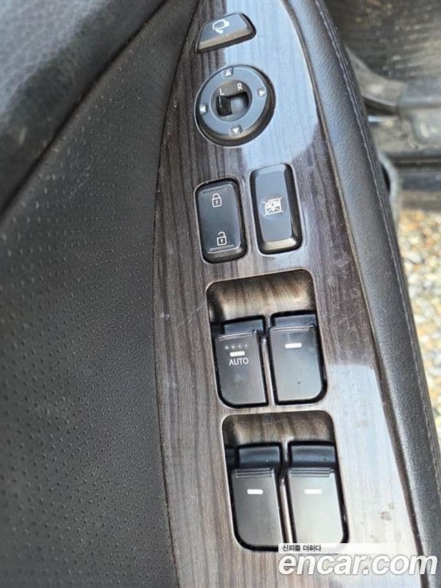 Kia K5 2.0 Deluxe, 2011 9