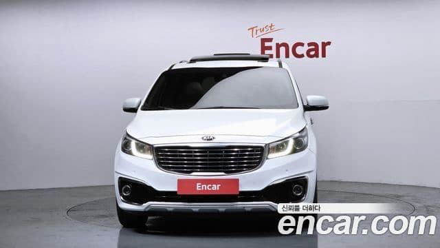 Kia All New Carnival Noblesse, 2017 3