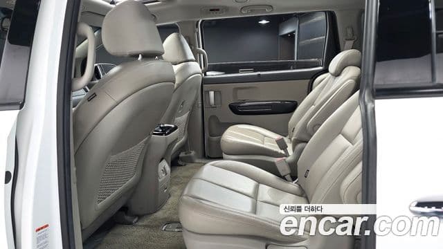 Kia All New Carnival Noblesse, 2017 12