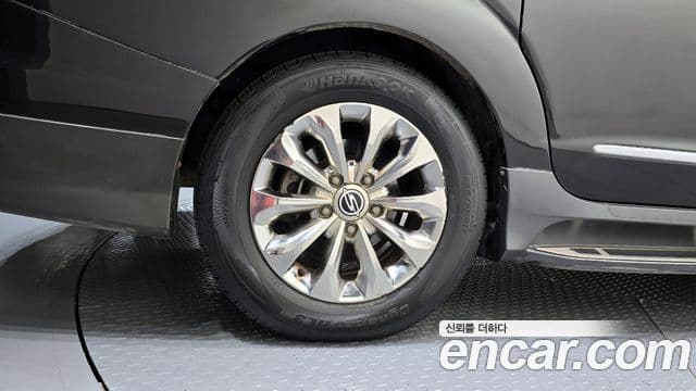 KG모빌리티(SsangYong) Korando 투리스모 4WD outdoor Edition 9인승, 2016 все фото