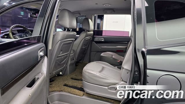 KG모빌리티(SsangYong) Korando 투리스모 4WD outdoor Edition 9인승, 2016 13