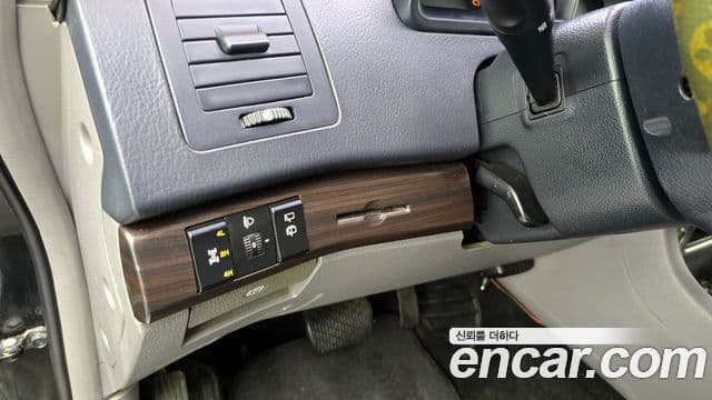 KG모빌리티(SsangYong) Korando 투리스모 4WD outdoor Edition 9인승, 2016 17