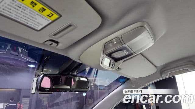 KG모빌리티(SsangYong) Korando 투리스모 4WD outdoor Edition 9인승, 2016 20