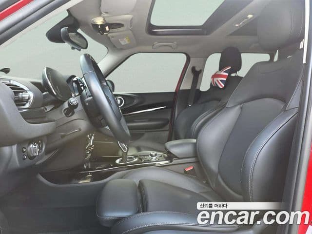 Mini Cooper 클럽맨 2세대, 2023 10