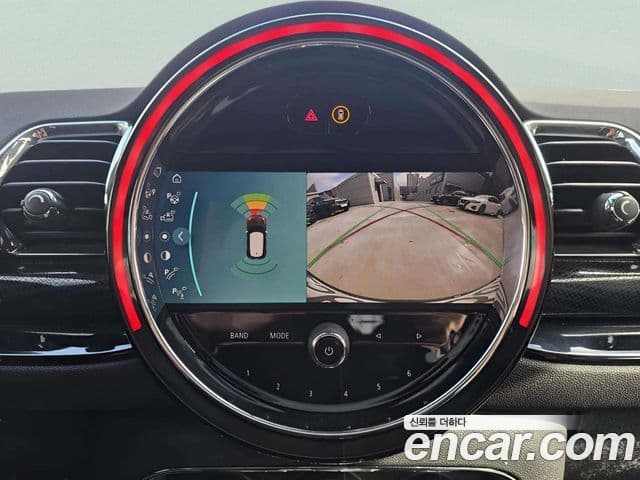 Mini Cooper 클럽맨 2세대, 2023 12