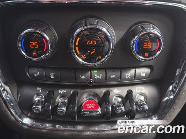 Mini Cooper 클럽맨 2세대, 2023 13