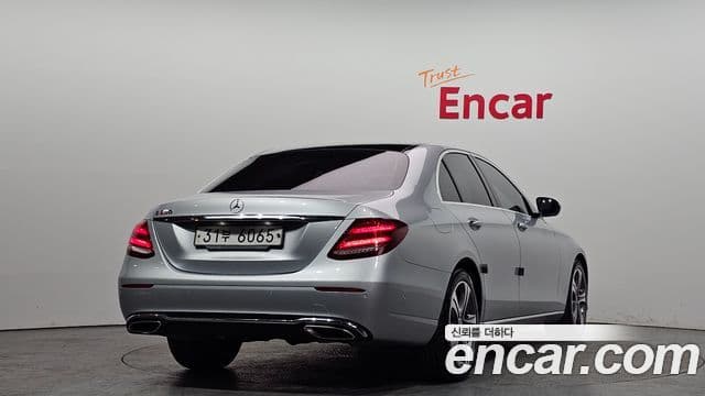 Mercedes-Benz E-класс W213 Avantgarde, 2019 2