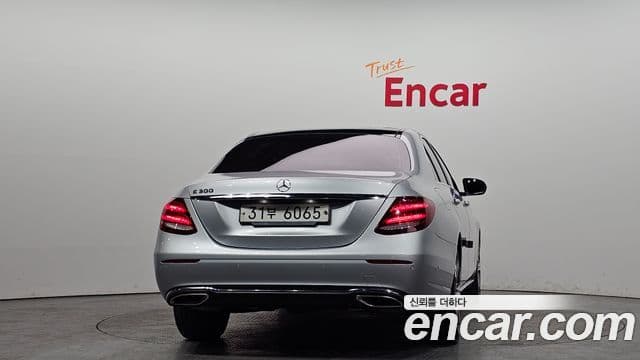Mercedes-Benz E-класс W213 Avantgarde, 2019 4