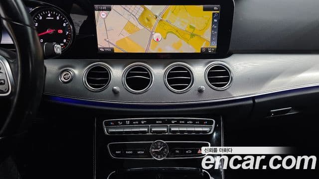 Mercedes-Benz E-класс W213 Avantgarde, 2019 14