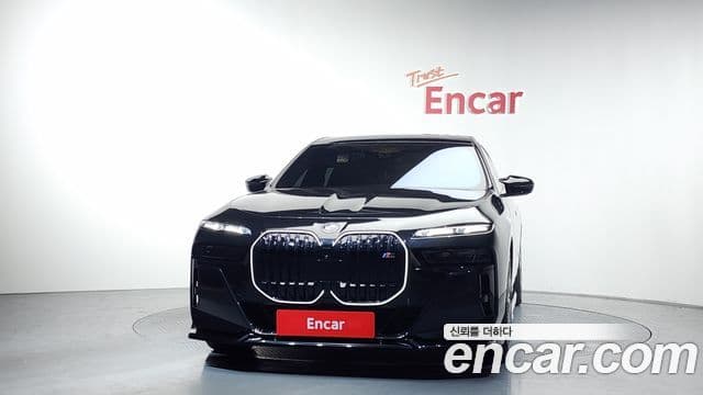 BMW i7 (G70), 2024 3