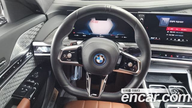 BMW i7 (G70), 2024 13