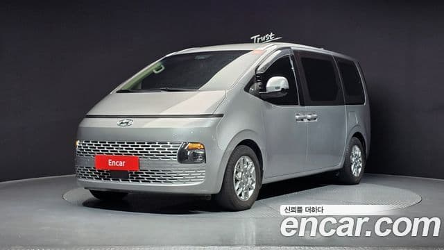 Hyundai Staria Modern, 2022 1