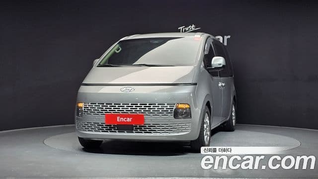 Hyundai Staria Modern, 2022 3