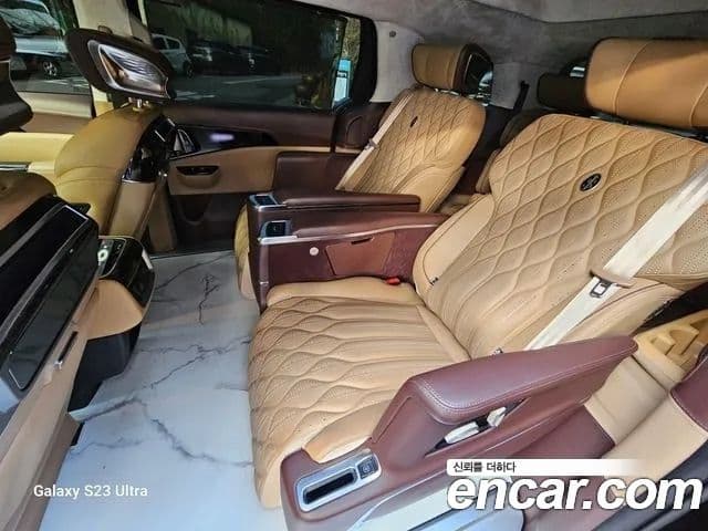Kia Carnival 4세대 бензин 9인승 High Limousine(компания по спецнадстройкам), 2023 16