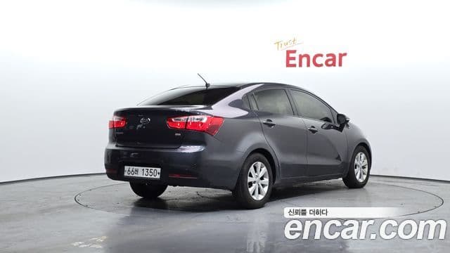 Kia All New Pride Luxury, 2012 2