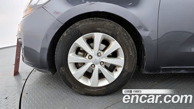 Kia All New Pride Luxury, 2012 все фото