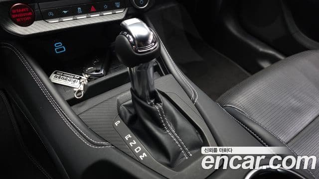 Ford Mustang 7세대 2.3 EcoBoost Premium купе, 2024 9