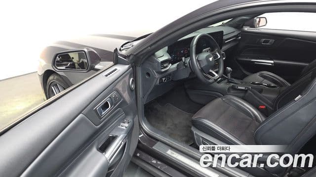 Ford Mustang 7세대 2.3 EcoBoost Premium купе, 2024 12