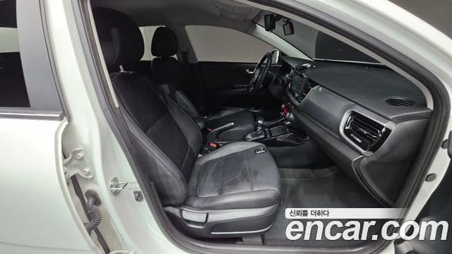 Kia Stonic Prestige, 2019 10