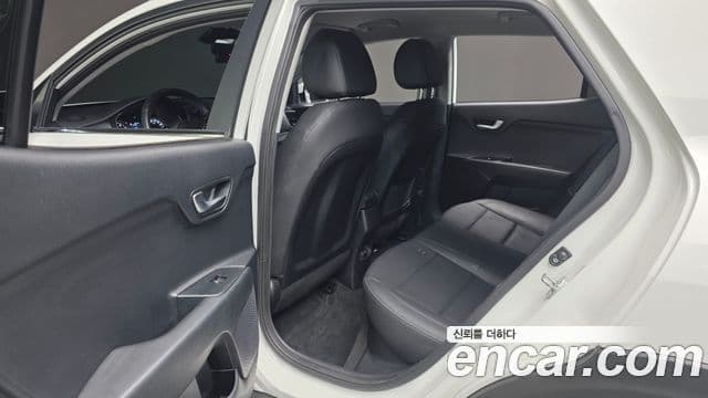 Kia Stonic Prestige, 2019 18