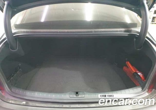 Genesis G80 (RG3) бензин 2.5 турбо AWD, 2024 12