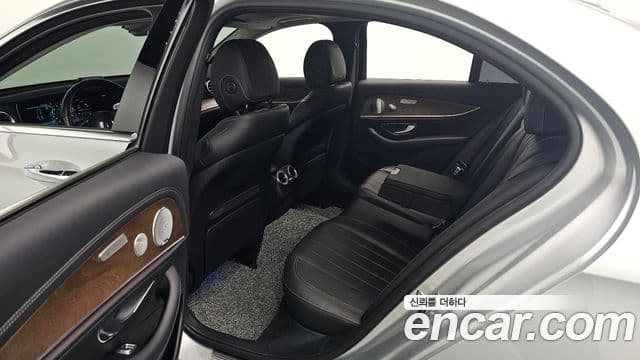 Mercedes-Benz E-класс W213 Exclusive, 2019 12