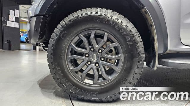 Ford 레인저 4세대 Raptor, 2023 все фото