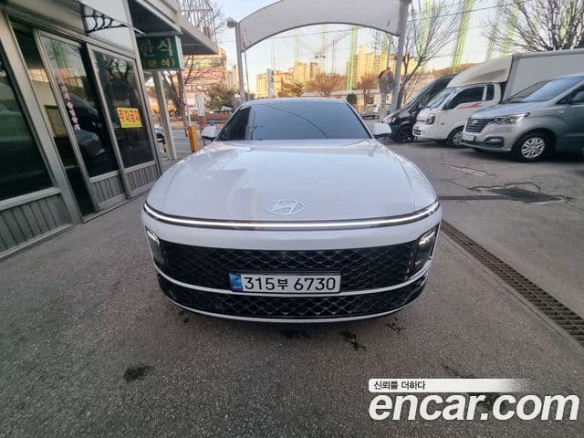 Hyundai Grandeur гибрид (GN7) Calligraphy, 2024 1