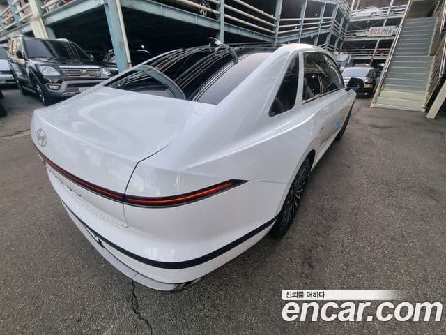 Hyundai Grandeur гибрид (GN7) Calligraphy, 2024 6