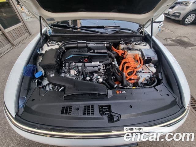 Hyundai Grandeur гибрид (GN7) Calligraphy, 2024 12