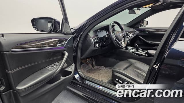 BMW 5시리즈 (G30) 530d M Sport, 2017 10