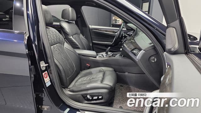 BMW 5시리즈 (G30) 530d M Sport, 2017 11