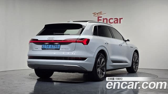 Audi e-Tron, 2020 2