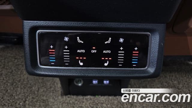 Audi e-Tron, 2020 18