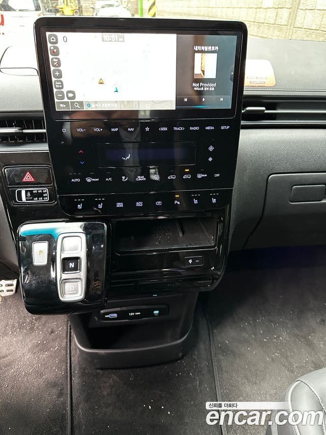 Hyundai Staria Inspiration, 2025 все фото