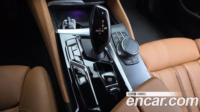 BMW 5시리즈 (G30) 520i M Sport, 2023 9