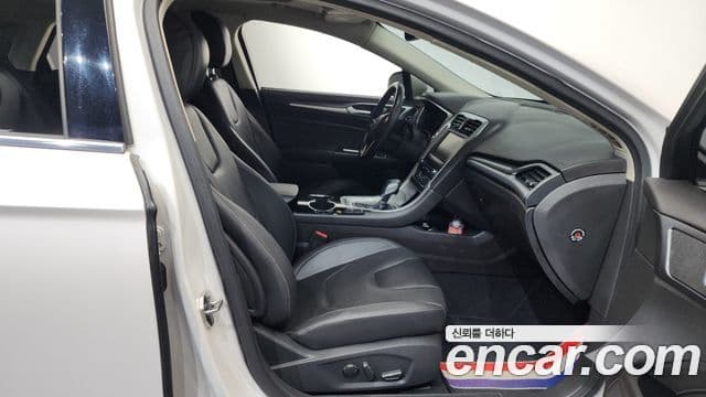 Ford 몬데오 4세대 Trend, 2015 11