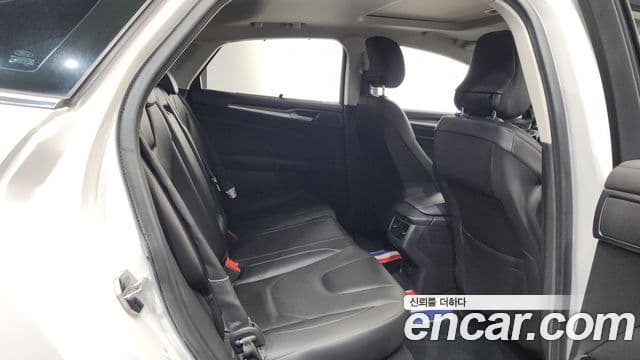 Ford 몬데오 4세대 Trend, 2015 12