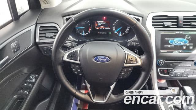 Ford 몬데오 4세대 Trend, 2015 13