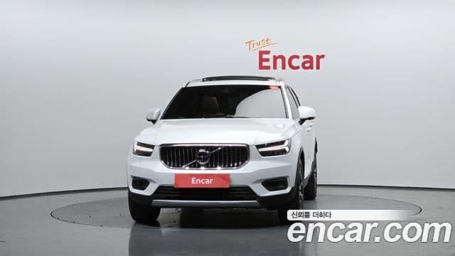 Volvo XC40 B4 Inscription, 2021 3