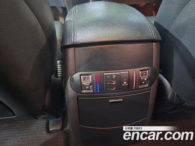 Kia Mohave 4WD KV300, 2015 10