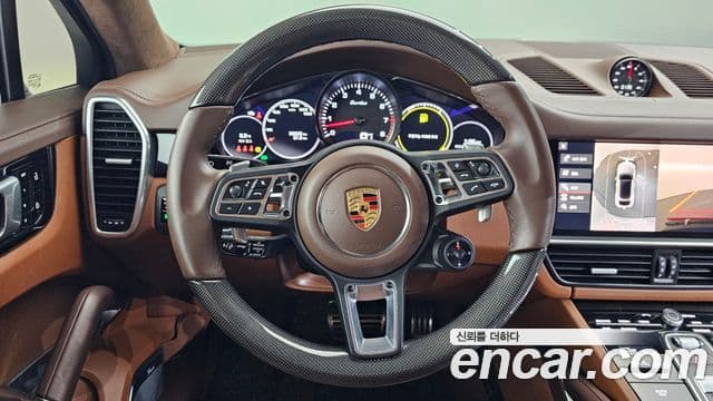 Porsche Cayenne (PO536) 4.0 турбо купе, 2021 13