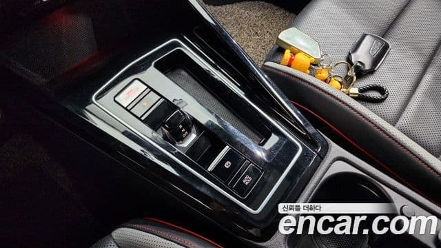 Volkswagen Гольф 8세대 2.0 GTI, 2024 9