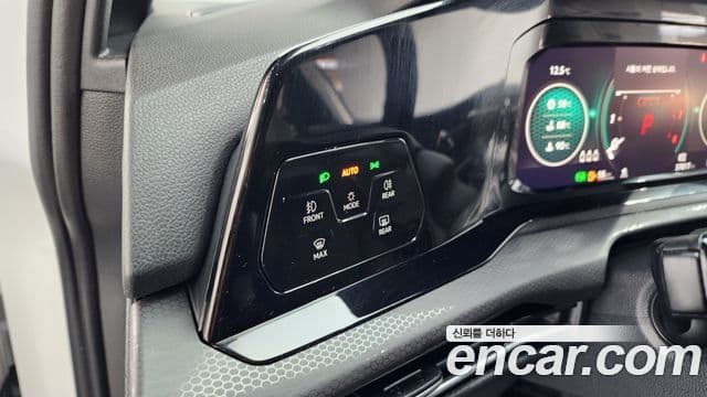 Volkswagen Гольф 8세대 2.0 GTI, 2024 14