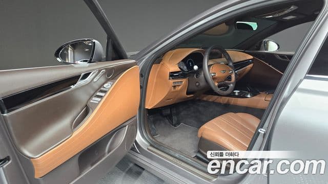 Genesis G80 (RG3) бензин 2.5 турбо AWD, 2023 11