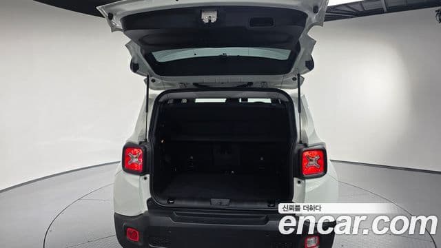 Jeep Renegade 1.3 Limited, 2022 20