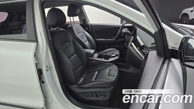 Kia Niro EV Noblesse, 2022 12